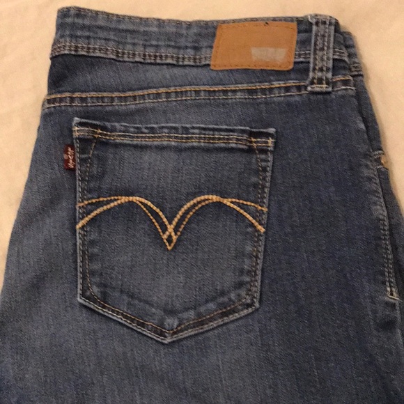 Levi’s jeans worn only a few times - Picture 2 of 5